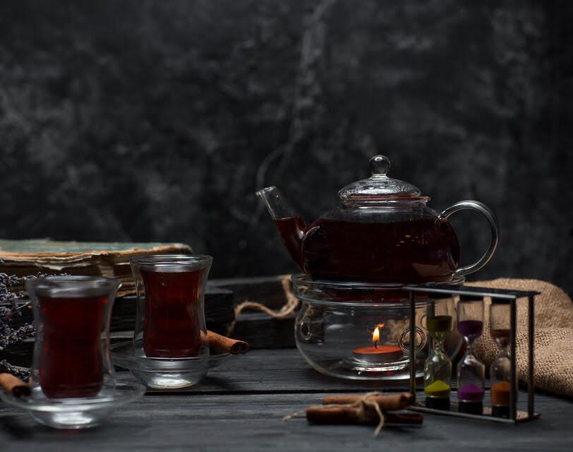 Yanmış Çaydanlık Nasıl Temizlenir?